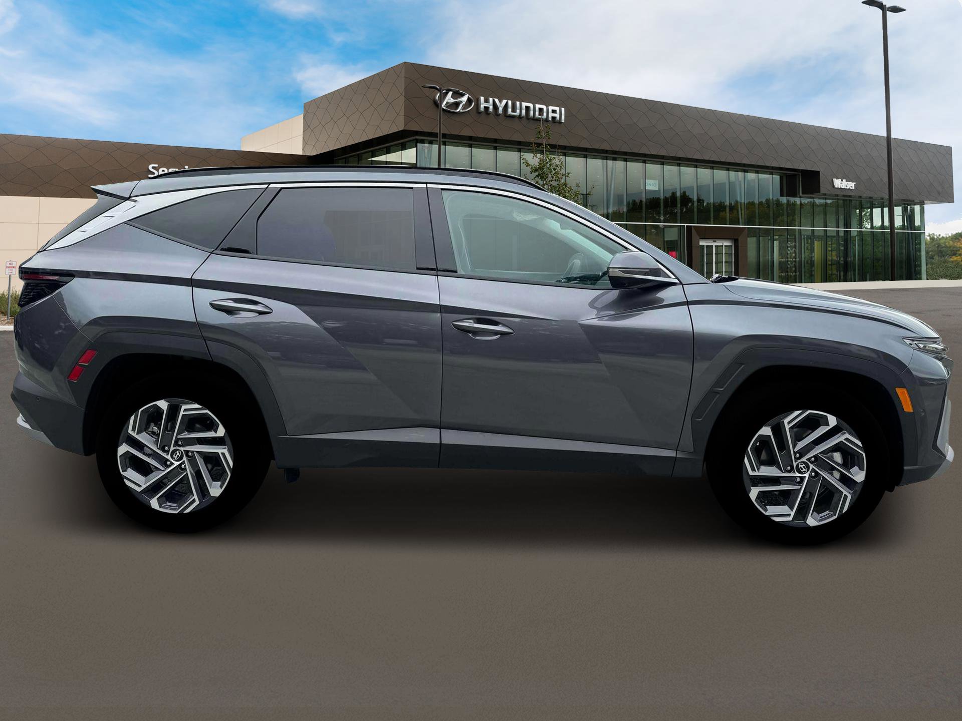 2025 Hyundai Tucson Hybrid Limited photo 9