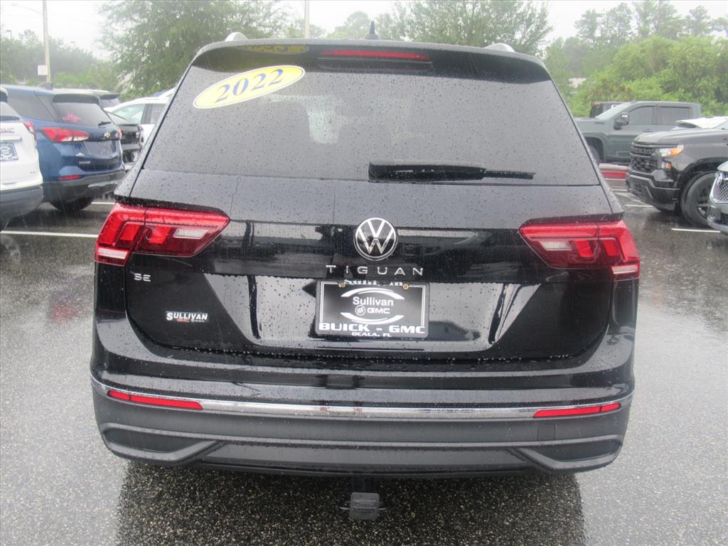 2022 Volkswagen Tiguan SE photo 3