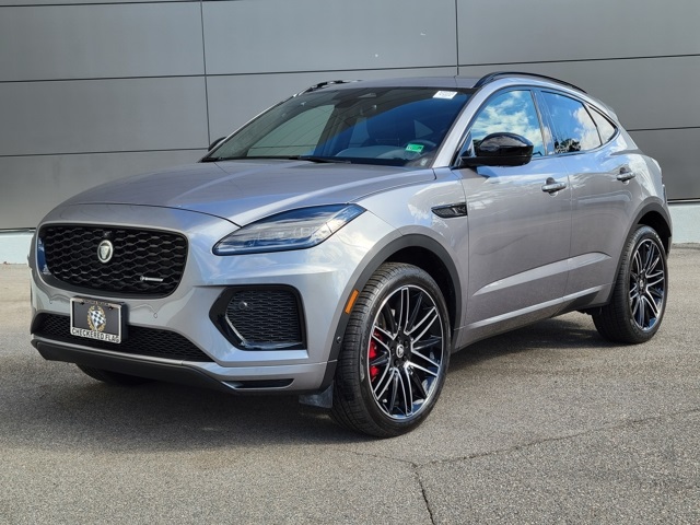 2024 Jaguar E-Pace R-DYNAMIC SE's photo