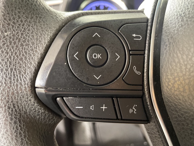 2018 Toyota Camry LE photo 23