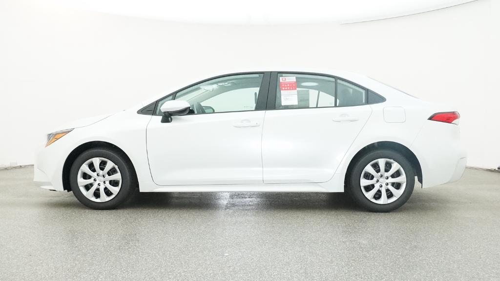 2025 Toyota Corolla LE photo 10