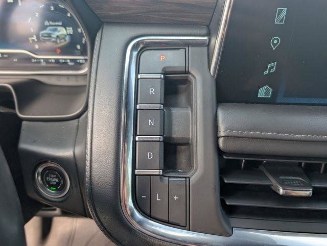 2023 Chevrolet Suburban Z71 photo 19