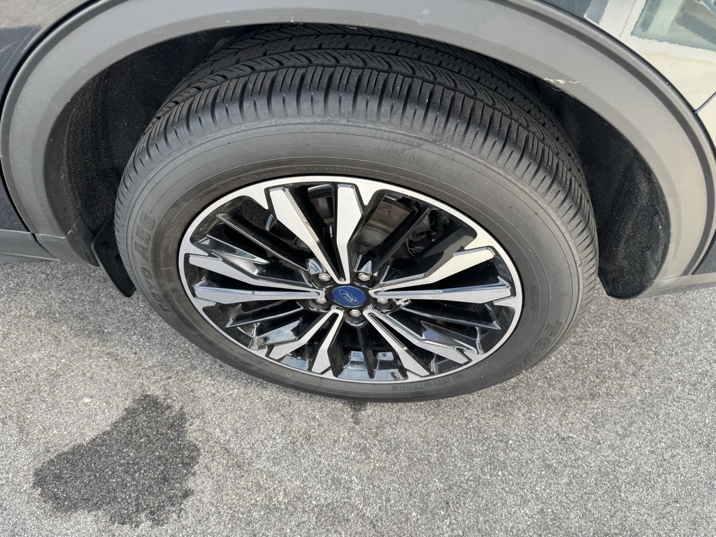 2022 Ford Escape SE Sport photo 7