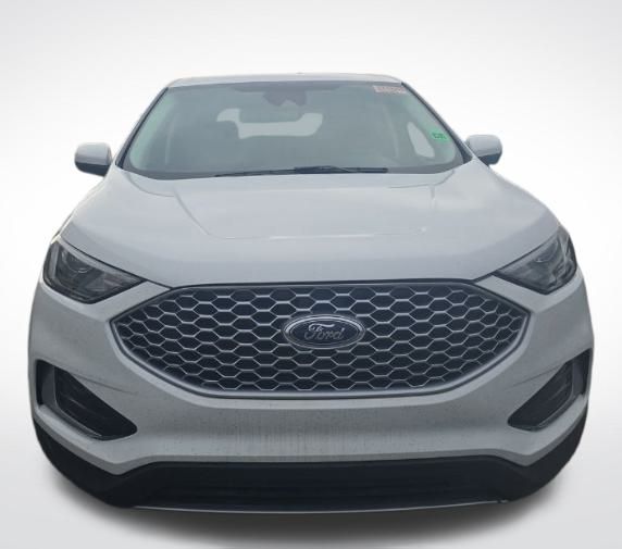 2024 Ford Edge SEL photo 4