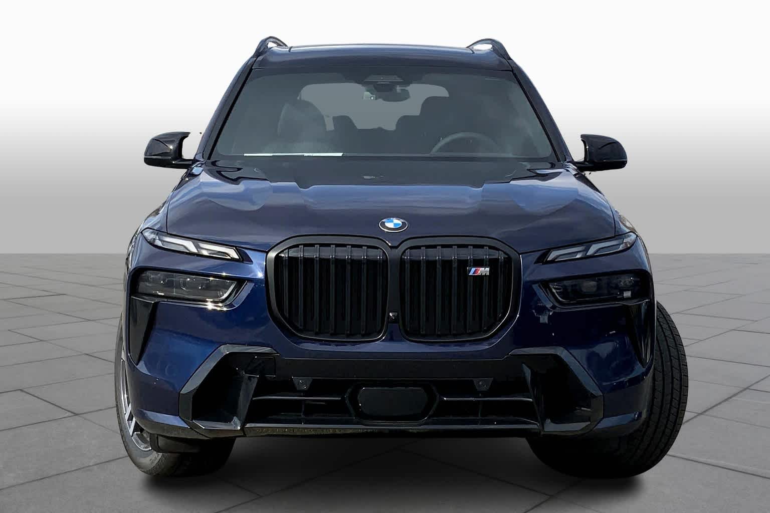 2025 Bmw X7 M60i photo 3
