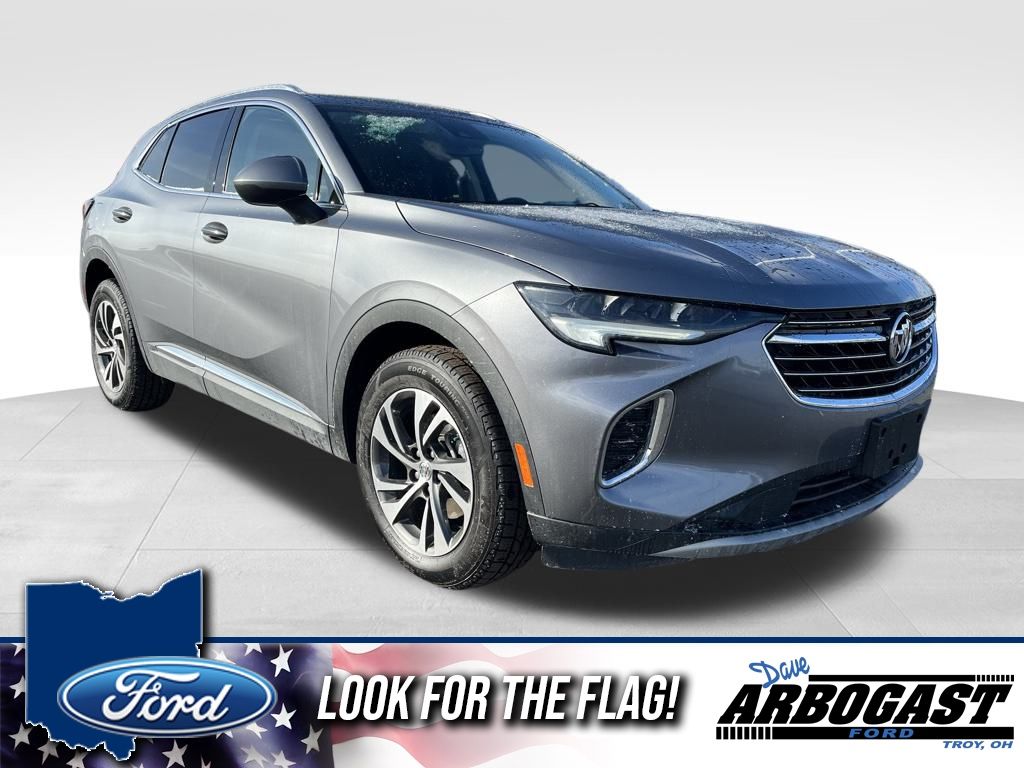 2022 Buick Envision Essence's photo