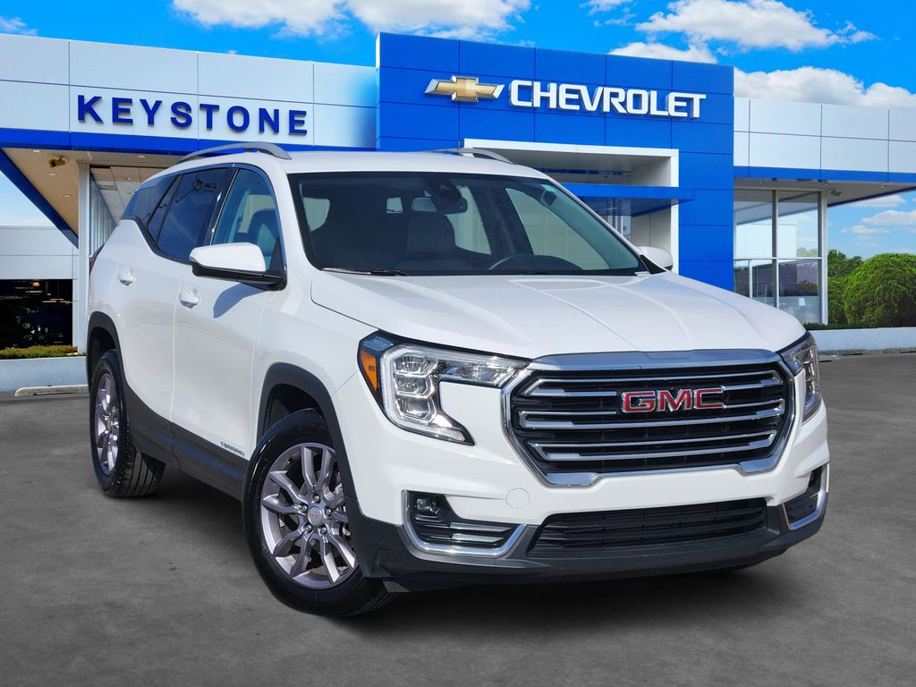 2024 GMC Terrain SLT's photo
