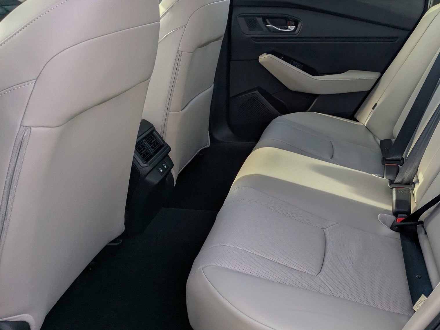 2025 Honda Accord Hybrid Touring photo 14