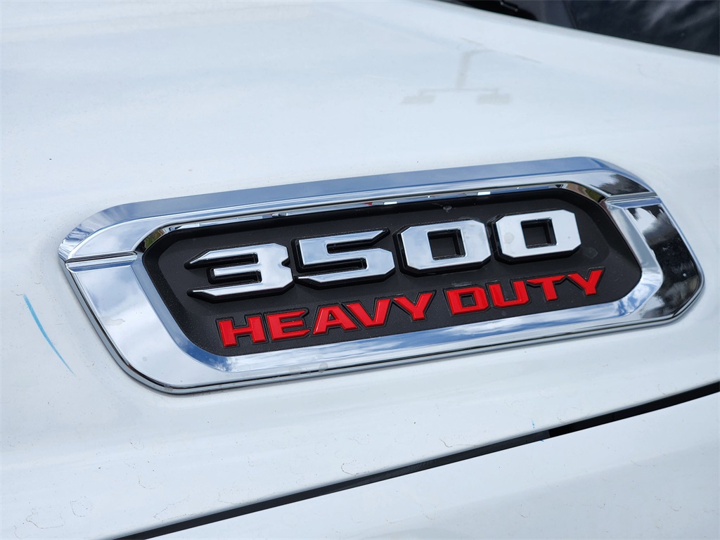 2025 Ram 3500 Big Horn photo 8