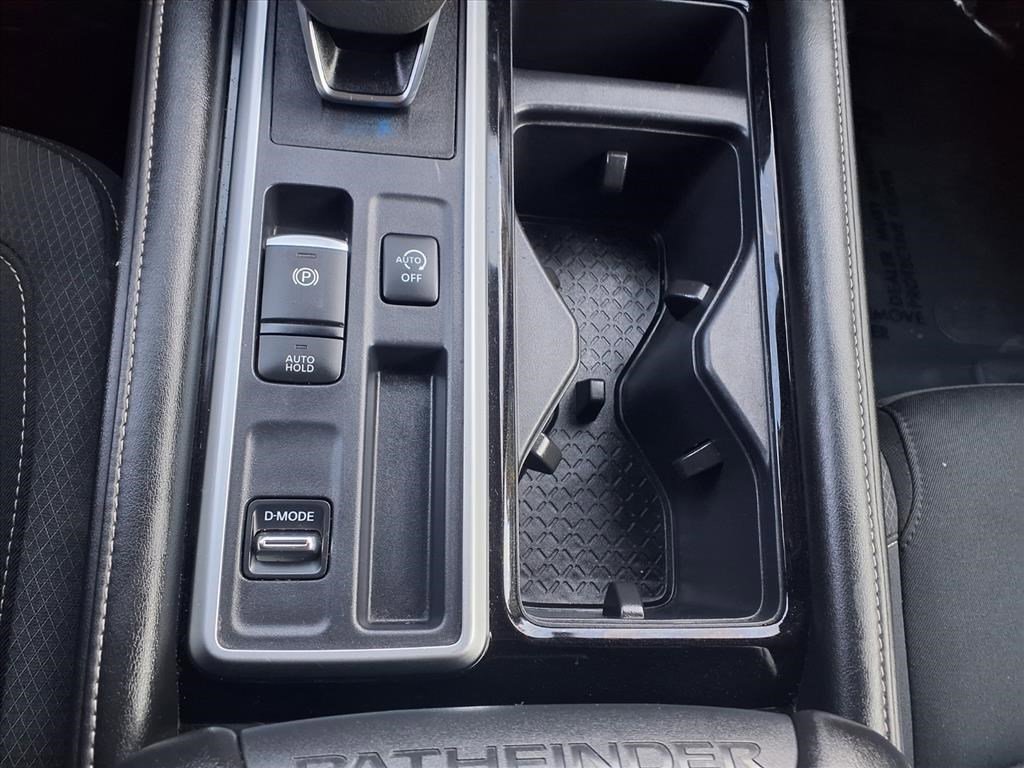 2024 Nissan Pathfinder SV photo 22
