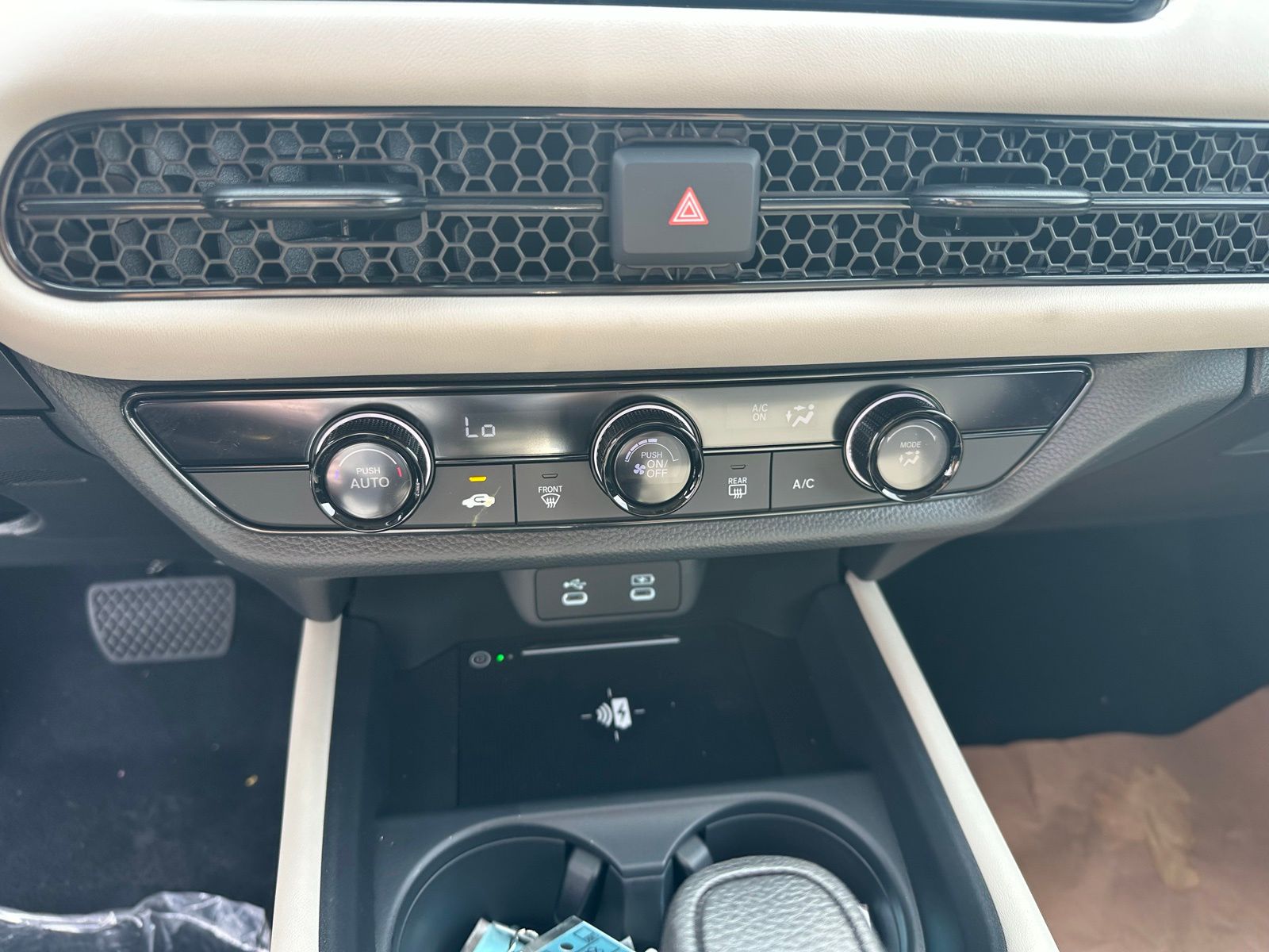 2026 Honda HR-V LX photo 14