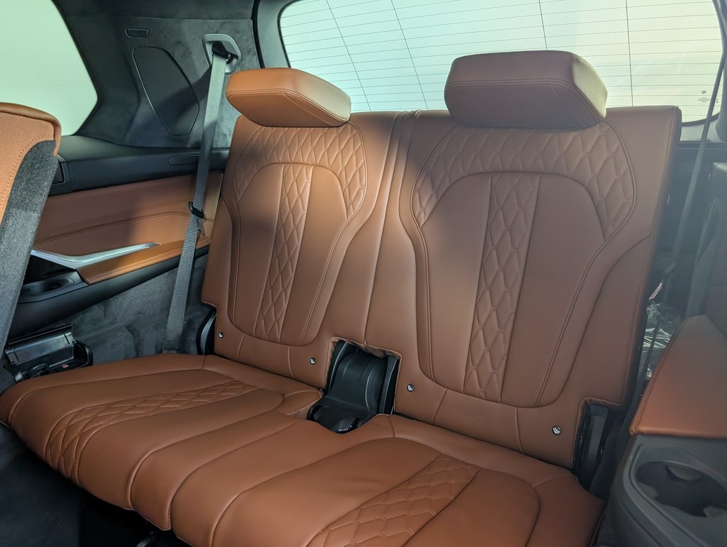 2026 Bmw X7 M60i photo 15