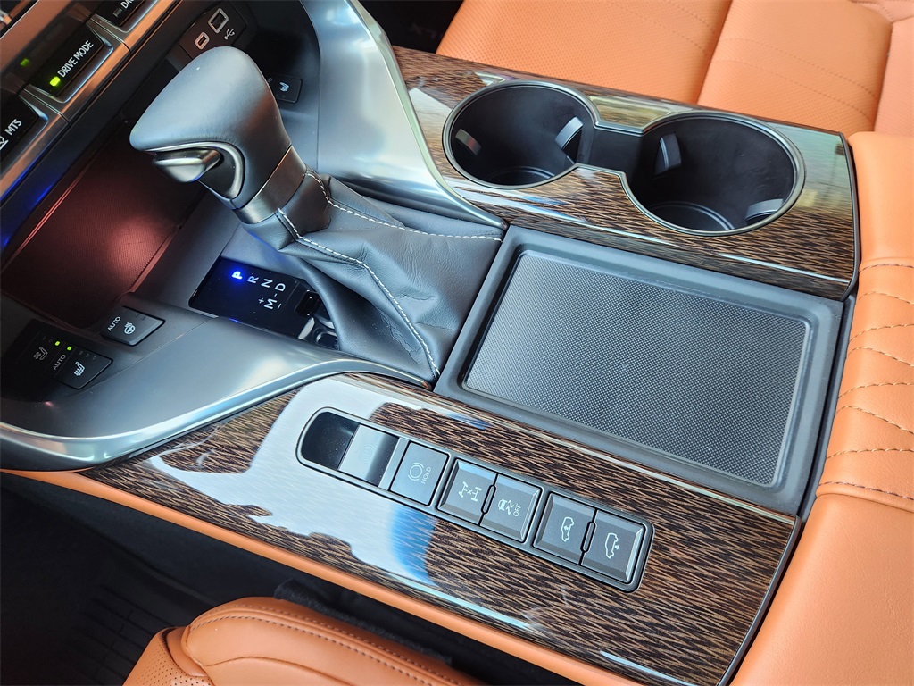2023 Lexus LX 600 Ultra Luxury photo 16