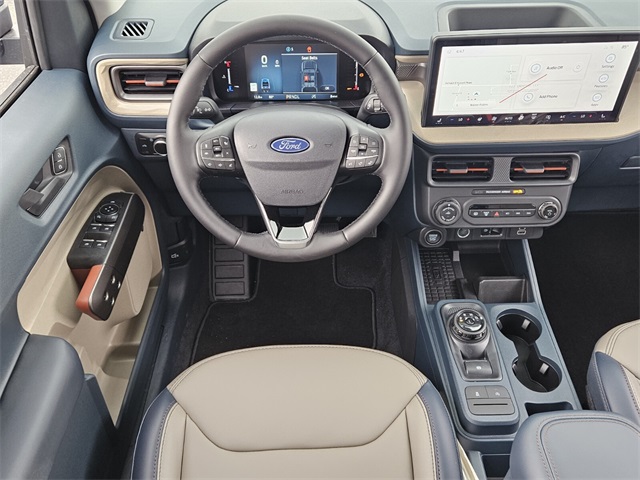 2025 Ford Maverick Lariat photo 12