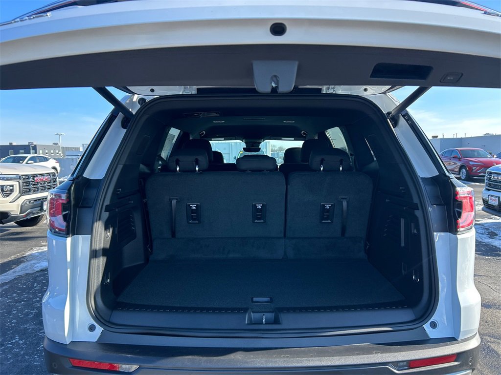 2026 GMC ACADIA - Image 35