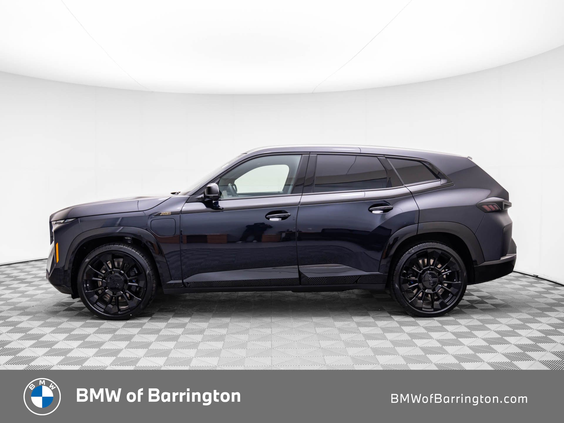 New 2025 Carbon Black Metallic BMW Base image 2