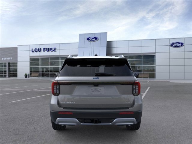2026 Ford Explorer Platinum photo 4