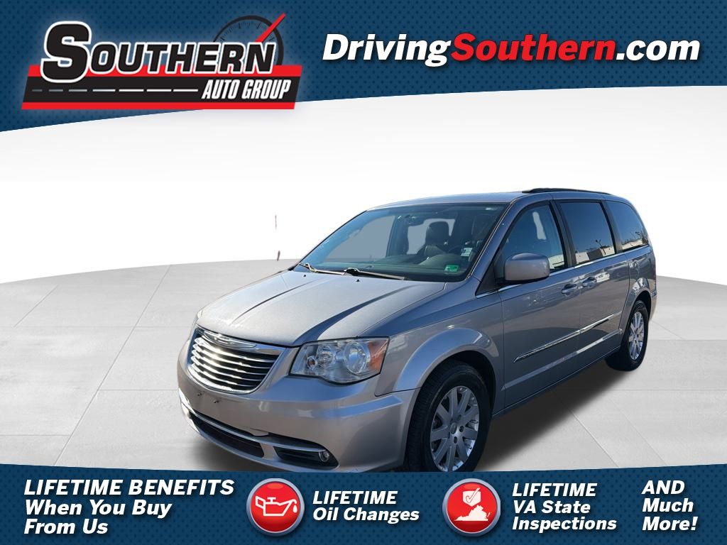 2015 Chrysler Town & Country Base's photo