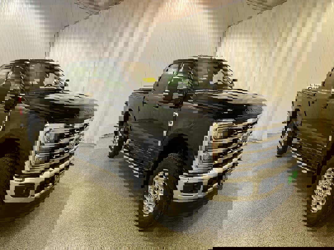 2026 Ford F-350 Super Duty XLT's photo