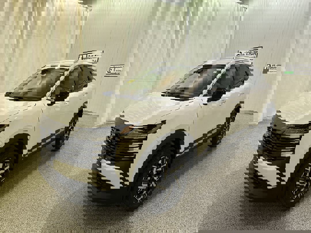 2026 Nissan Kicks SV photo 3