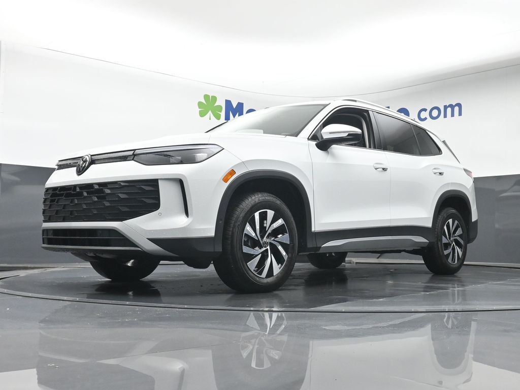 2026 Volkswagen Tiguan S photo 4