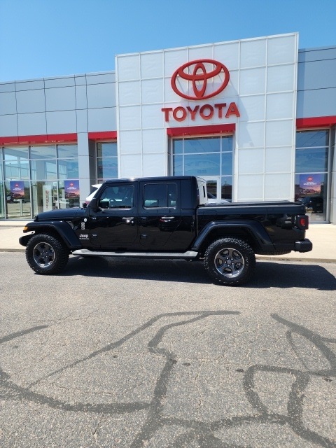 2021 Jeep Gladiator Overland photo 3