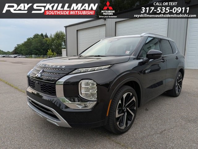 2025 Mitsubishi Outlander Plug-in Hybrid Platinum Edition's photo