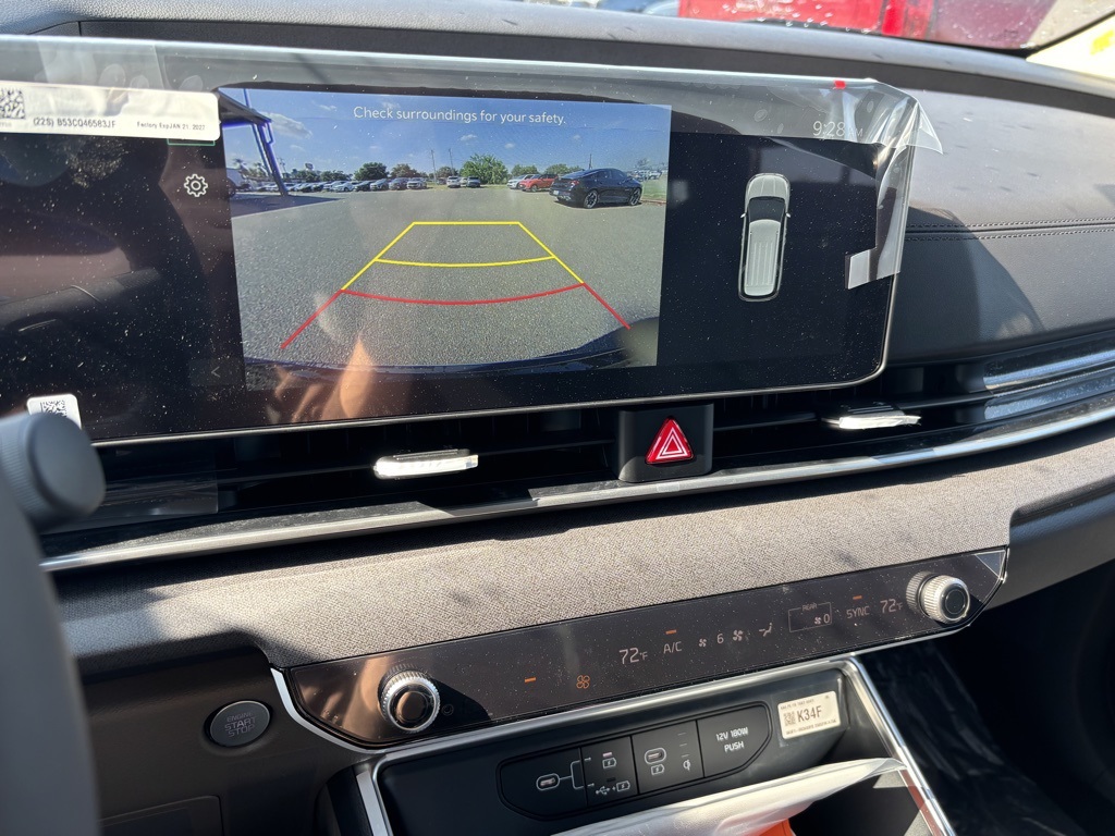 2026 Kia Carnival EX photo 6