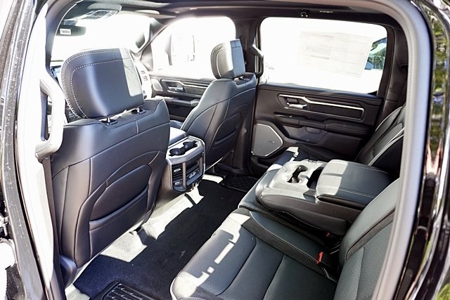 New 2026 Diamond Black Crystal Pearl-Coat Exterior Paint RAM Laramie image 23