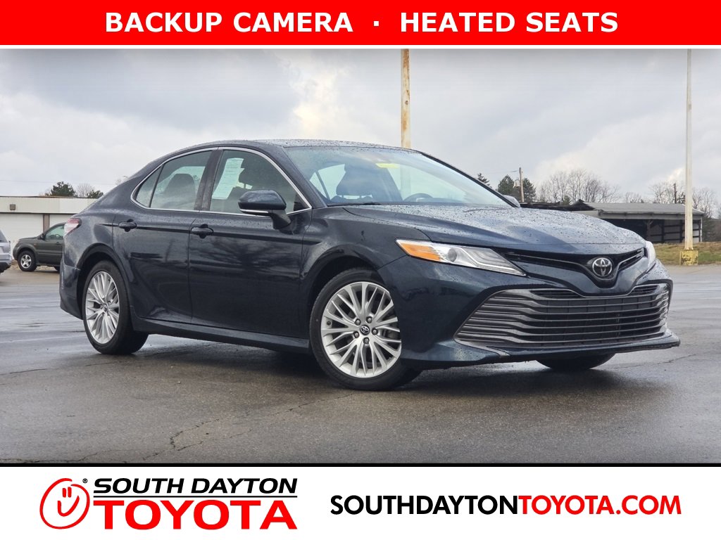 2019 Toyota Camry XLE's photo