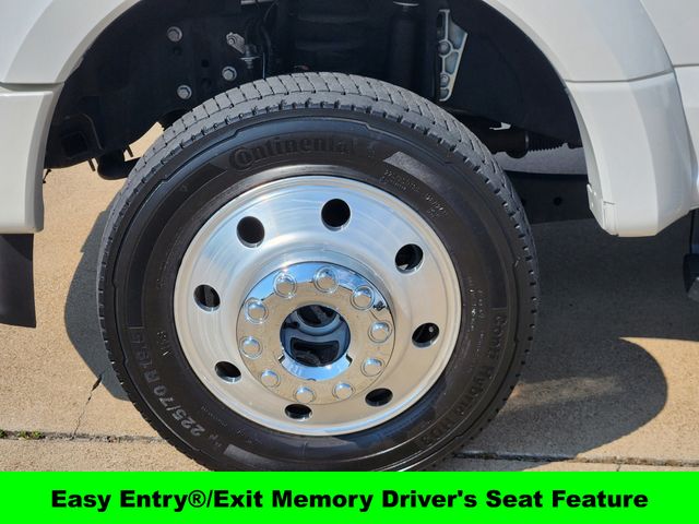 2020 Ford F-450 Lariat photo 10