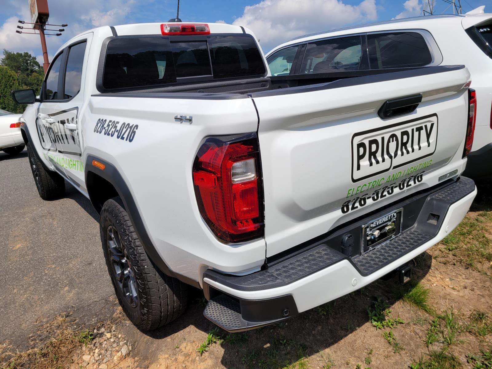 2025 Gmc Canyon Elevation photo 7