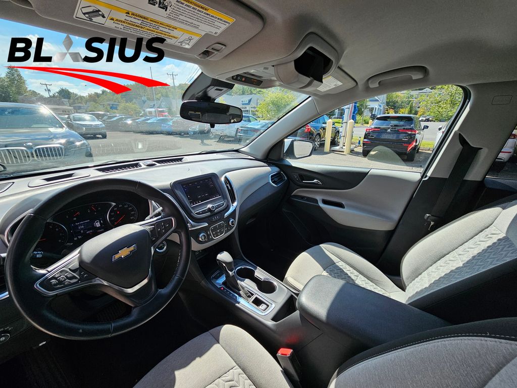 2024 Chevrolet Equinox LT photo 8