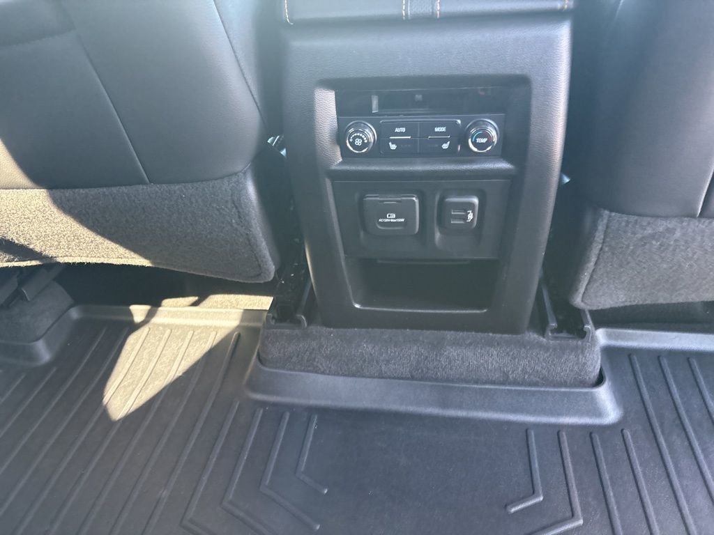 2020 Chevrolet Traverse Premier photo 19