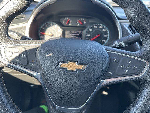 2020 Chevrolet Malibu LS photo 12