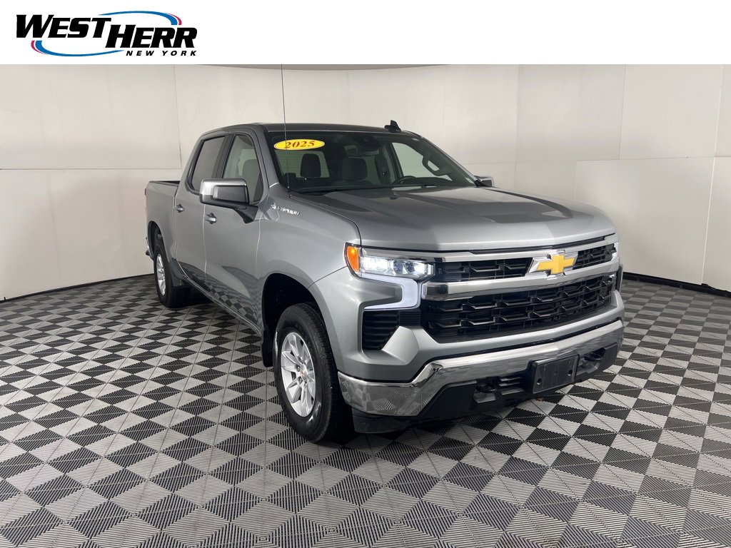 2025 Chevrolet Silverado 1500 LT's photo