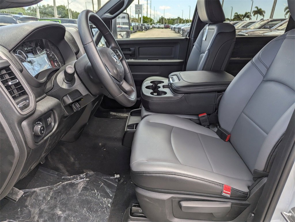2025 Ram 2500 Tradesman photo 12
