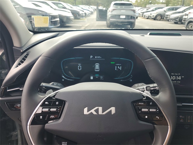 2025 Kia Niro Plug-In Hybrid EX photo 14