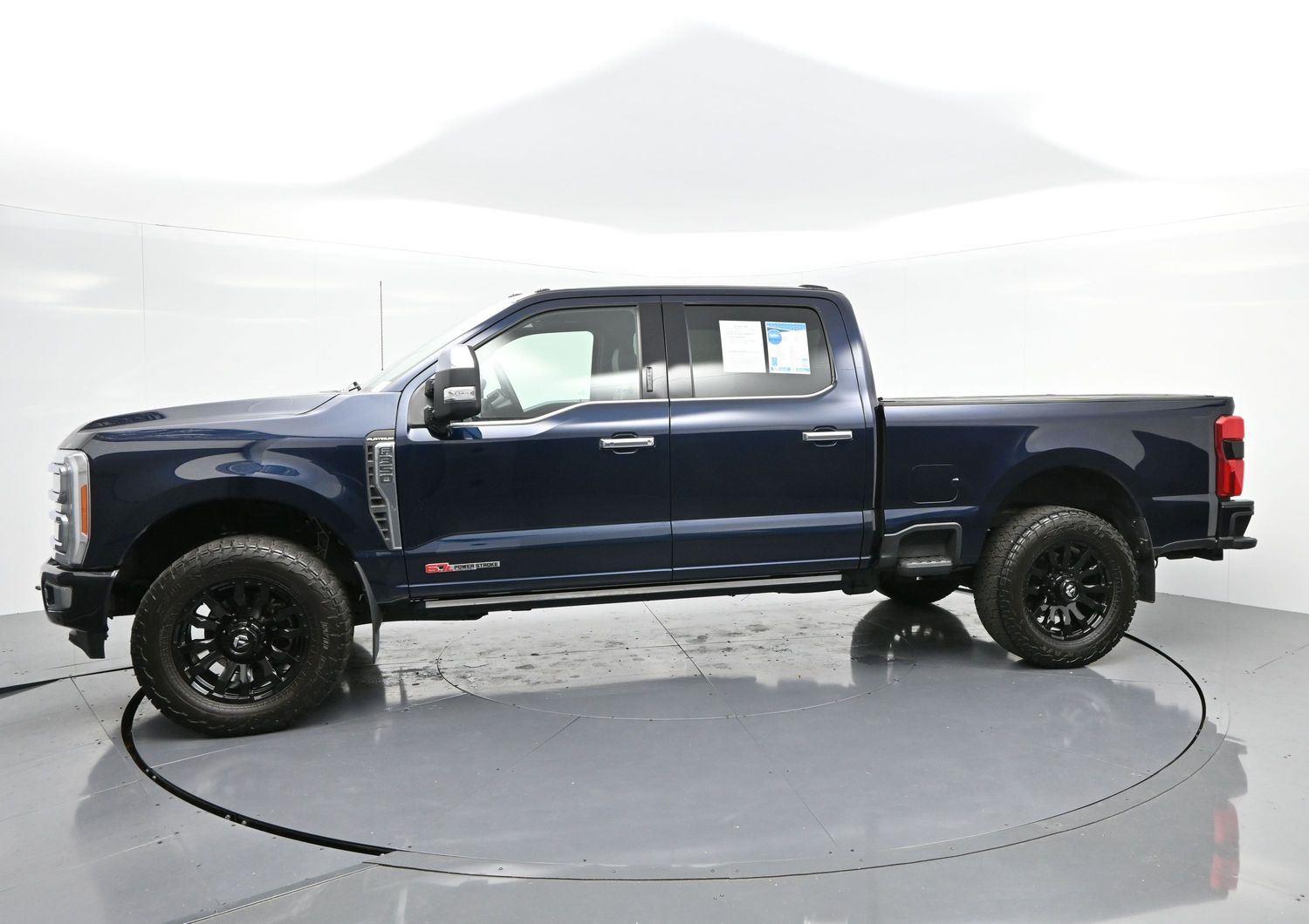 2023 Ford F-350 XL photo 4