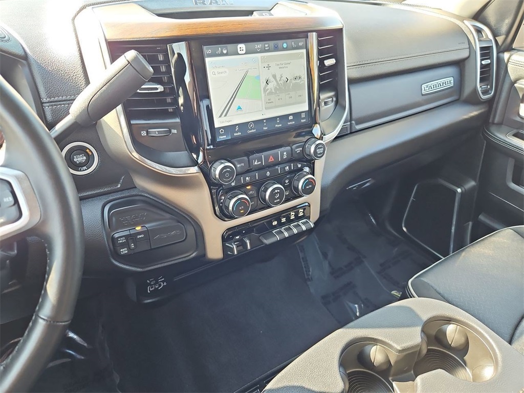 2024 Ram 2500 Laramie photo 17