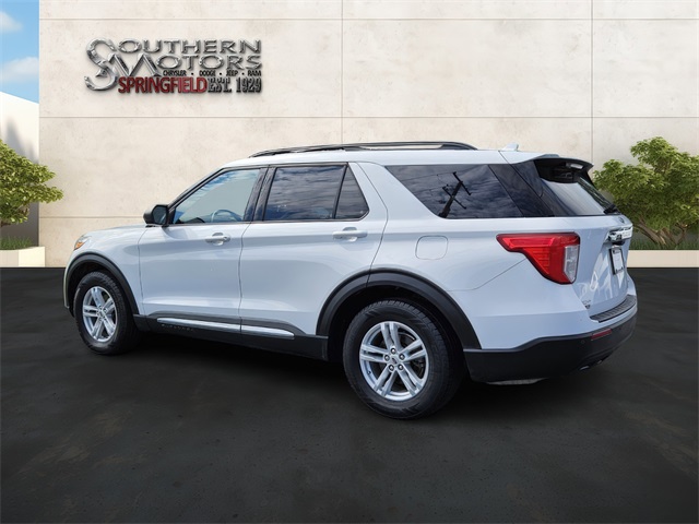 2020 Ford Explorer XLT photo 3