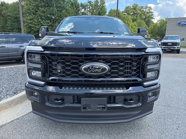 2025 Ford F-350 photo 4