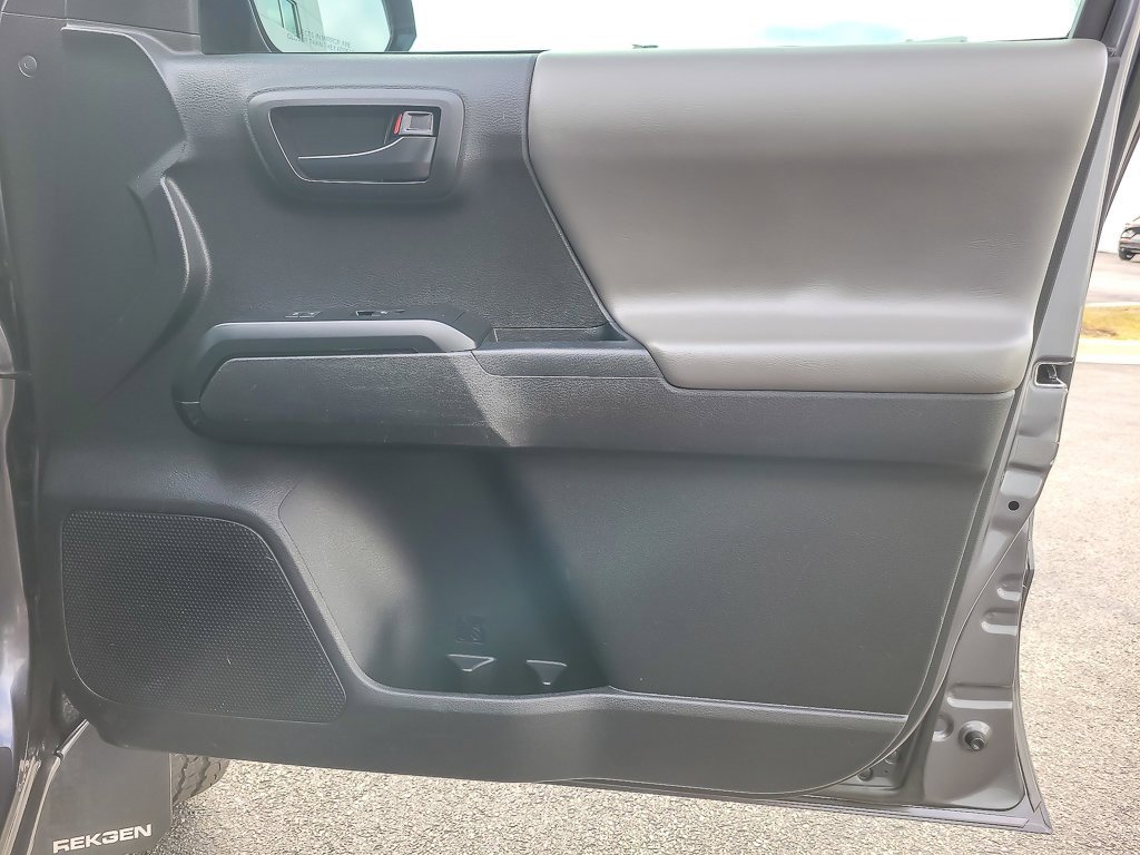 2022 TOYOTA TACOMA - Image 18