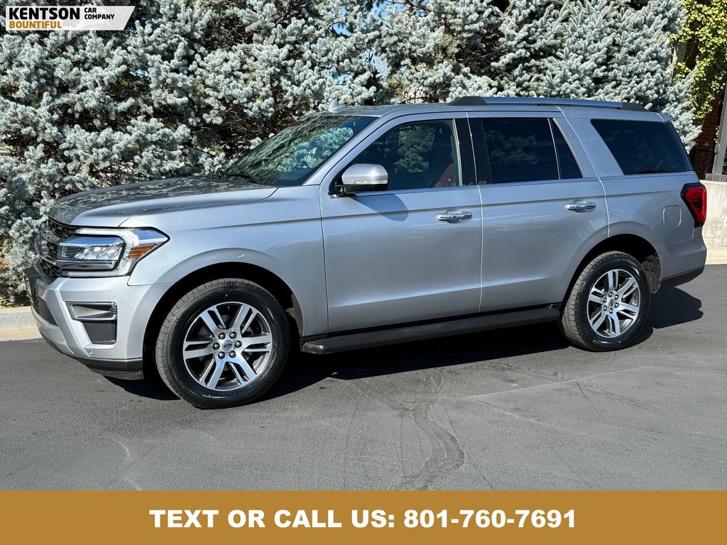 2024 Ford Expedition Limited's photo