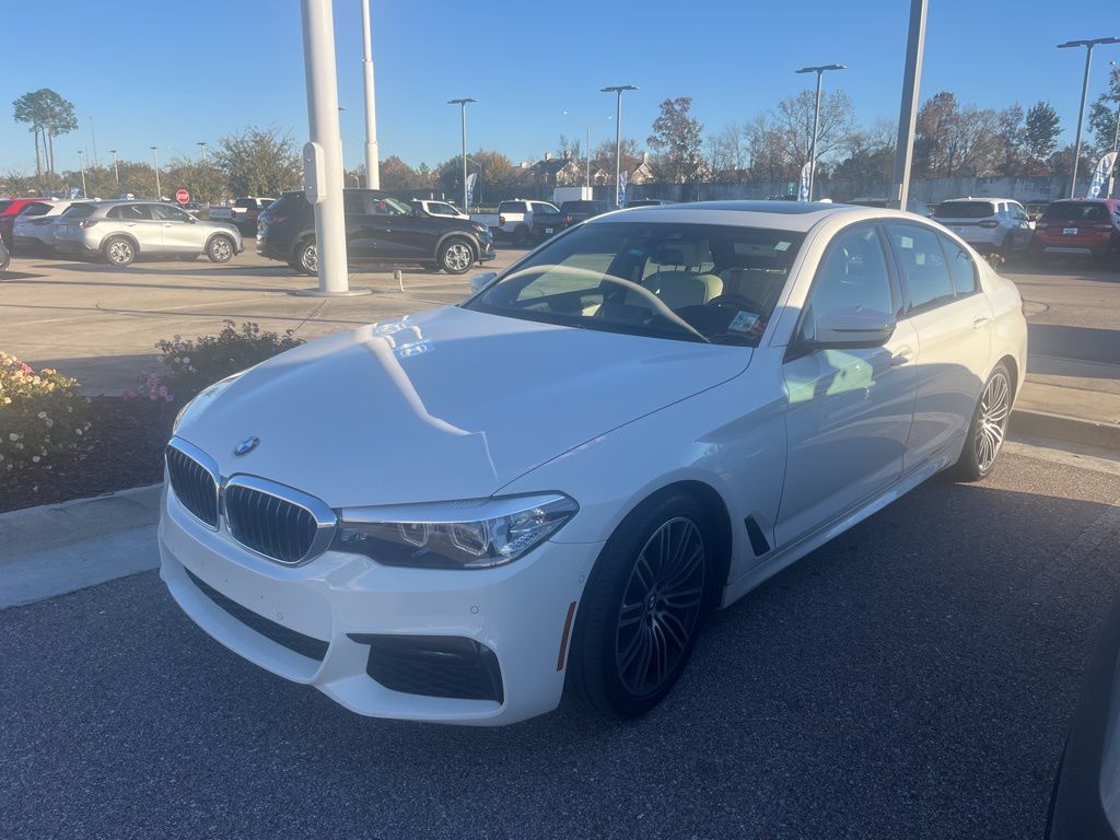 2019 BMW 5 Series 530i's photo
