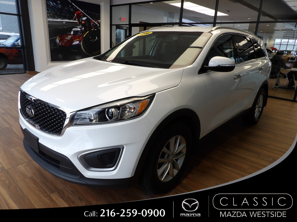 2016 Kia Sorento LX's photo