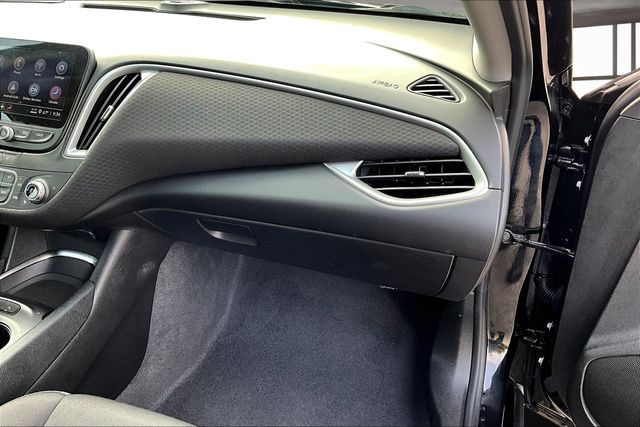 2024 Chevrolet Malibu 1LT photo 16