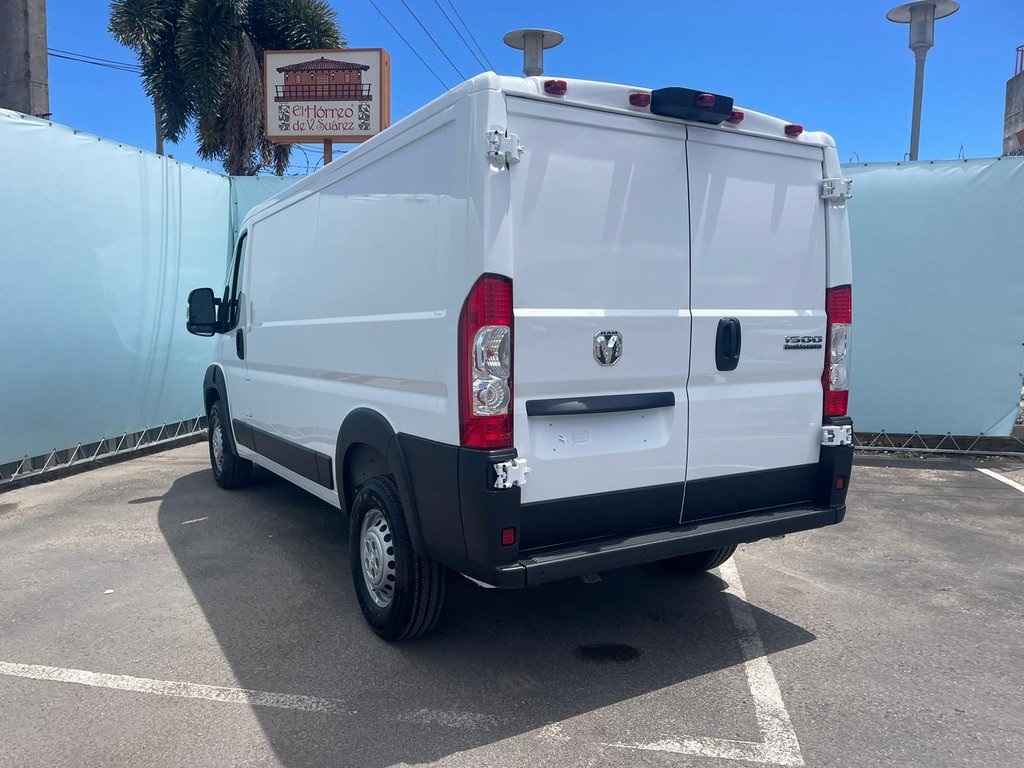 2026 Ram ProMaster 1500 Cargo Van photo 3