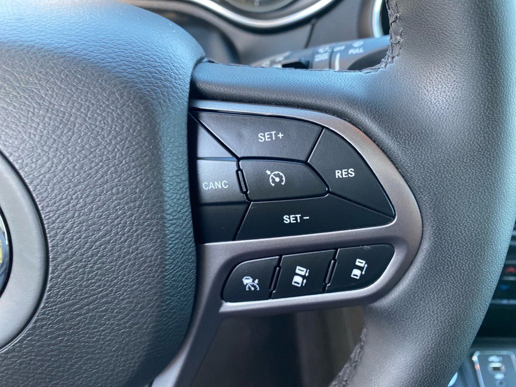 2022 Jeep Cherokee Limited photo 10