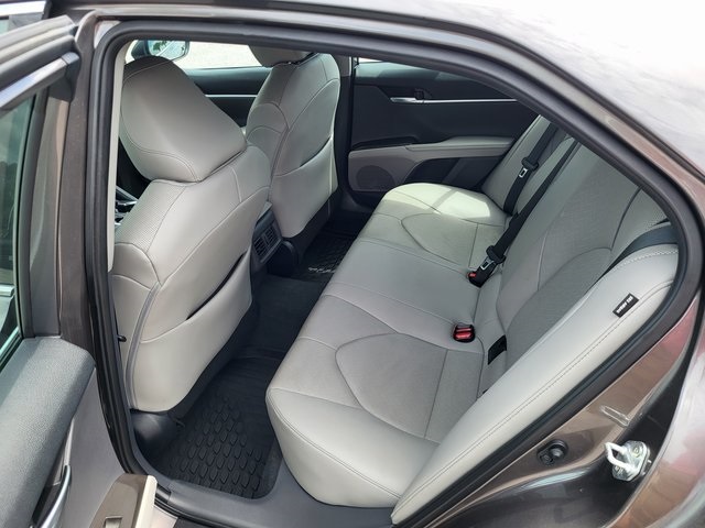 2023 Toyota Camry XLE photo 14